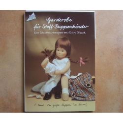 Garderobe für Stoff-Puppenkinder